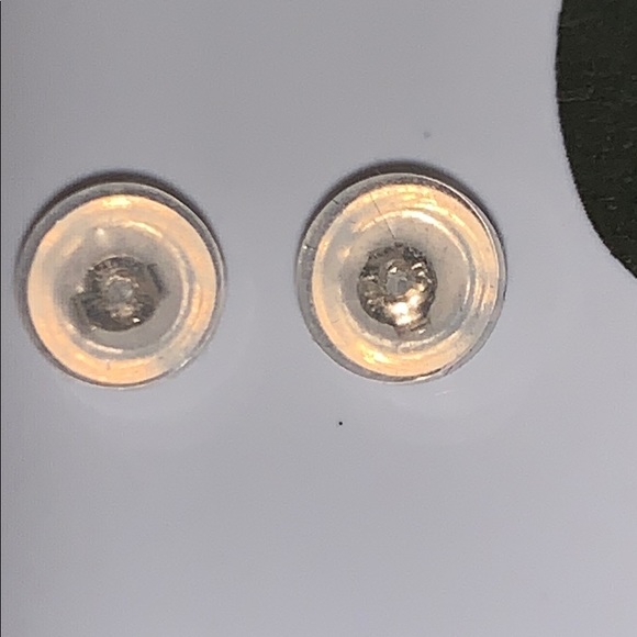 Vintage 18K 12mm Cultured Pearl studs ! - Picture 9 of 11